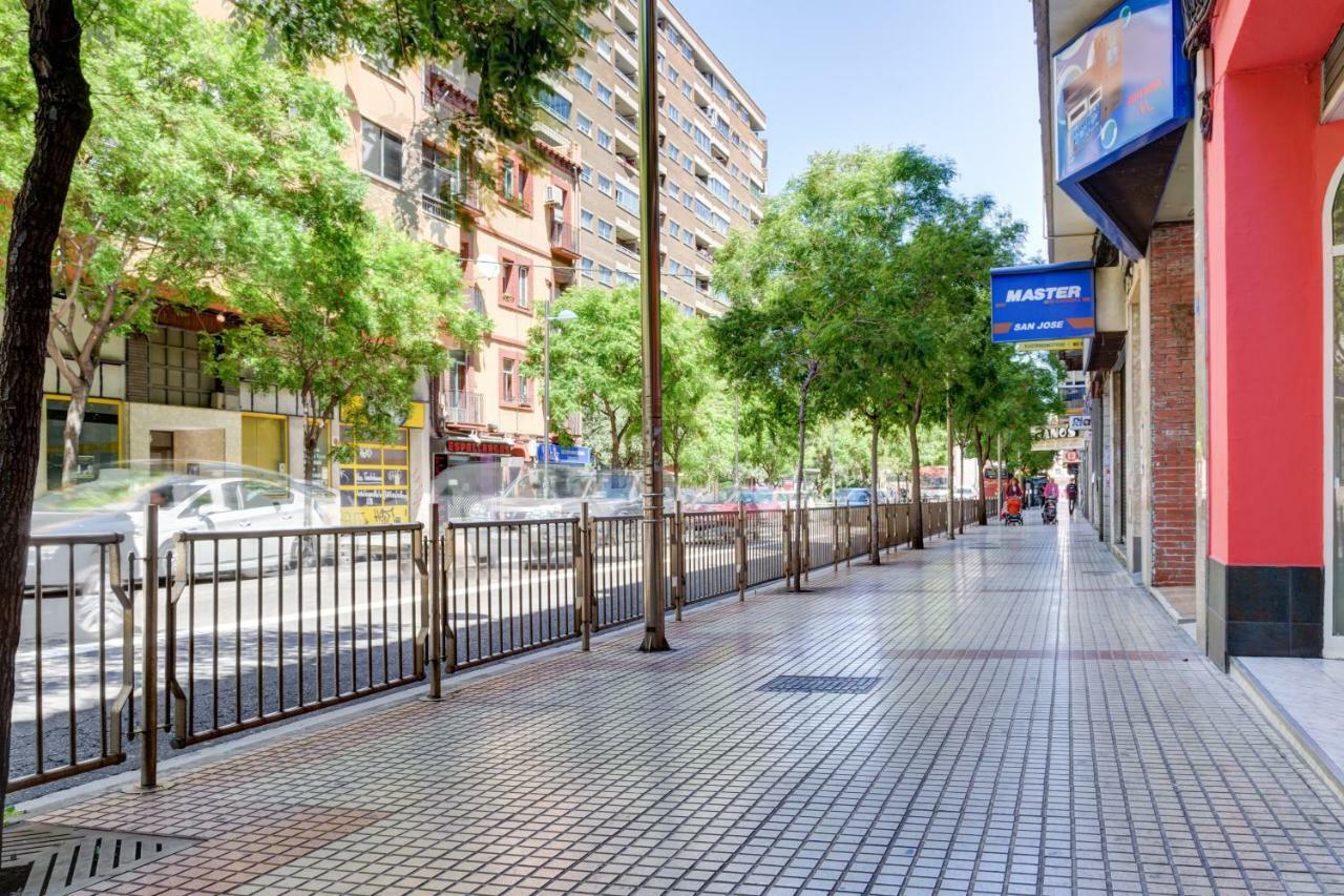 Apartamentos San Lazaro 2 Сарагоса Экстерьер фото